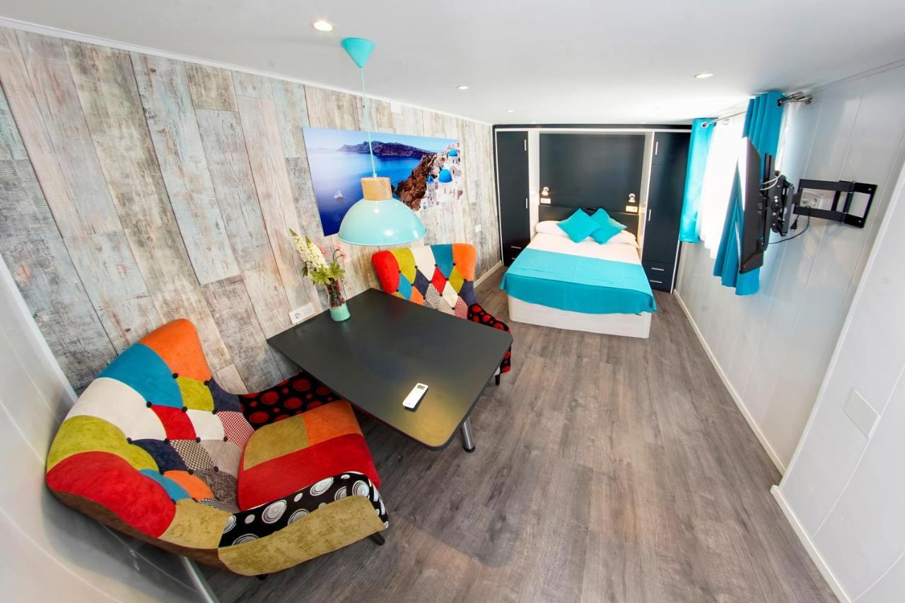 Sunsands Atico Playa76 Carihuela Torremolinos Bagian luar foto